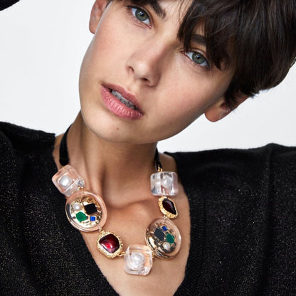 Halskette mit transparenter Stein-Kette