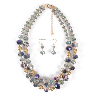 Simple multi-layered crystal necklace in vintage style