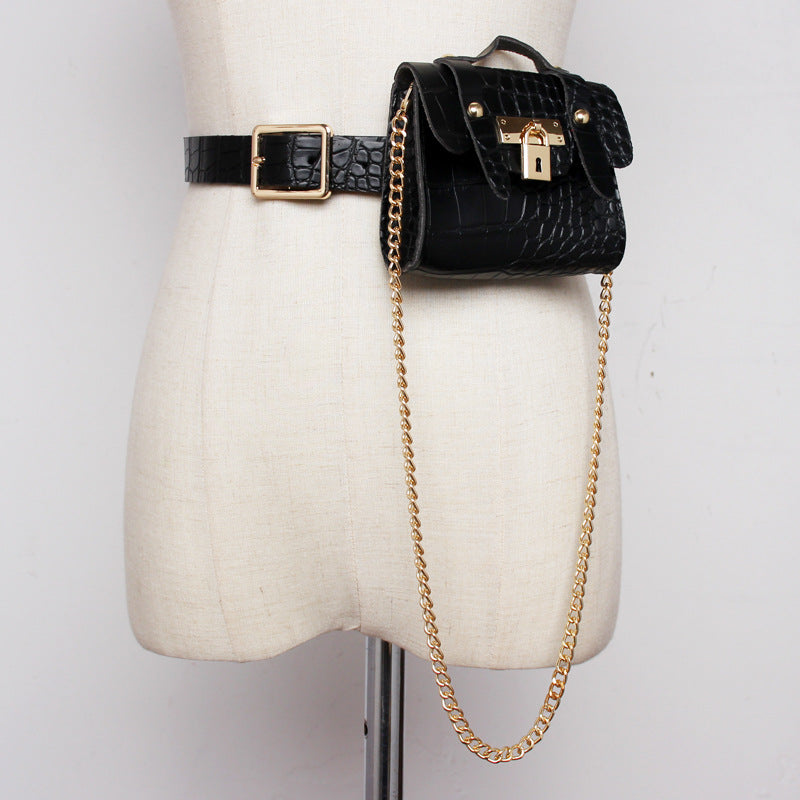 Vintage-Minitasche mit goldfarbener Schnalle und Verschluss
