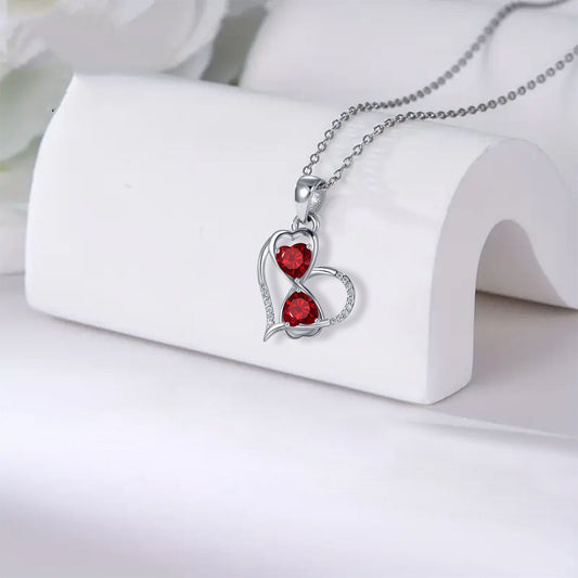 Modische Halskette mit Unendlichkeits-Herzanhänger