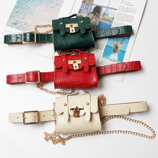 Vintage-Minitasche mit goldfarbener Schnalle und Verschluss