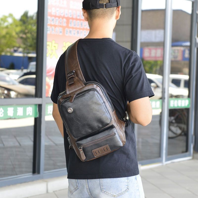 Fashionable men's shoulder bag with large capacity