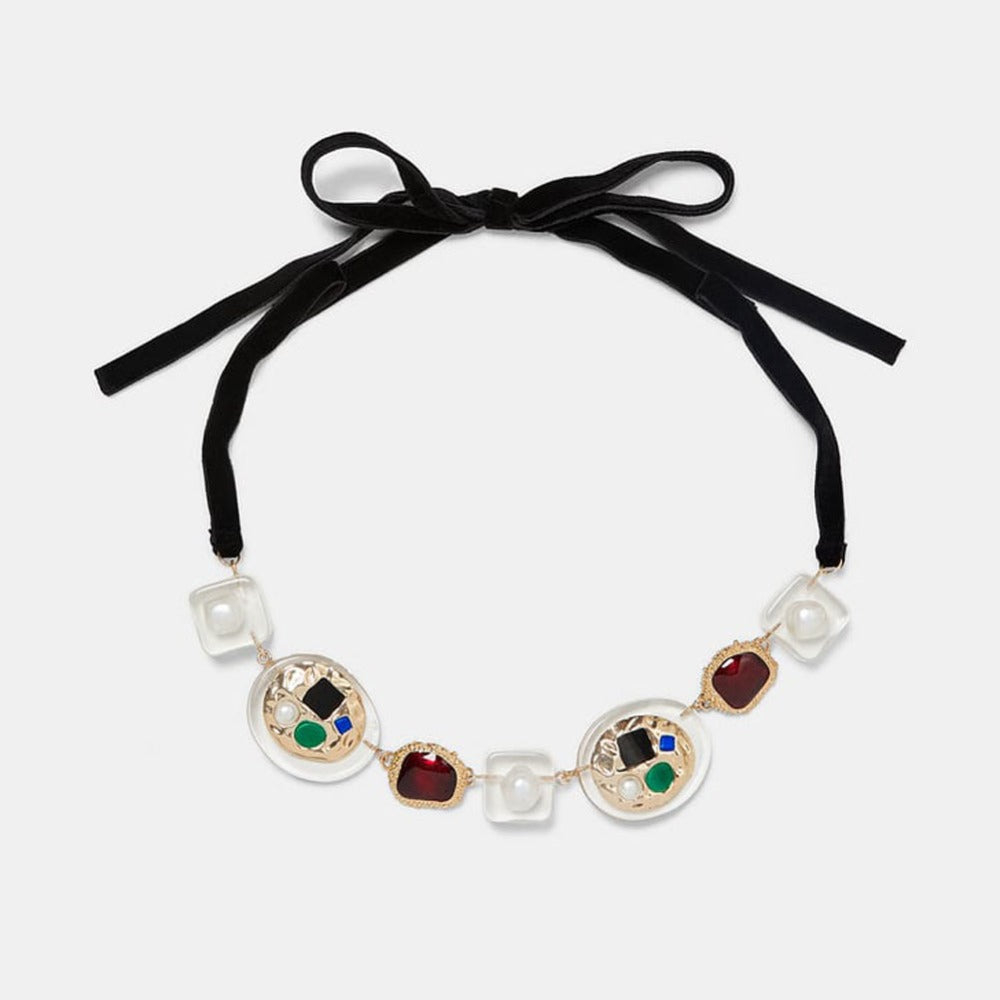 Halskette mit transparenter Stein-Kette