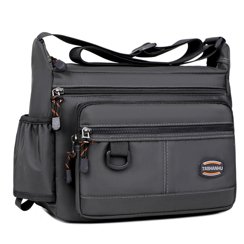 Men's leisure shoulder bag with large capacity