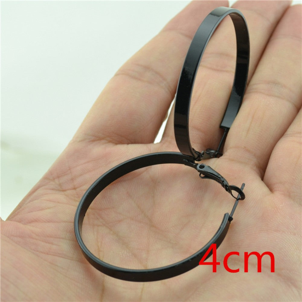 Large women's hoop earrings in European and American style