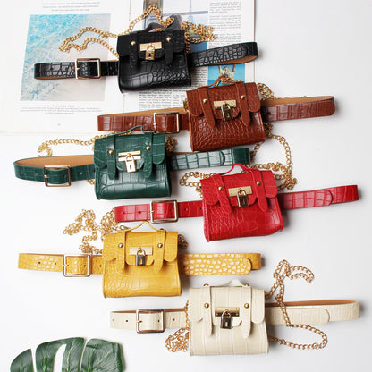 Vintage-Minitasche mit goldfarbener Schnalle und Verschluss
