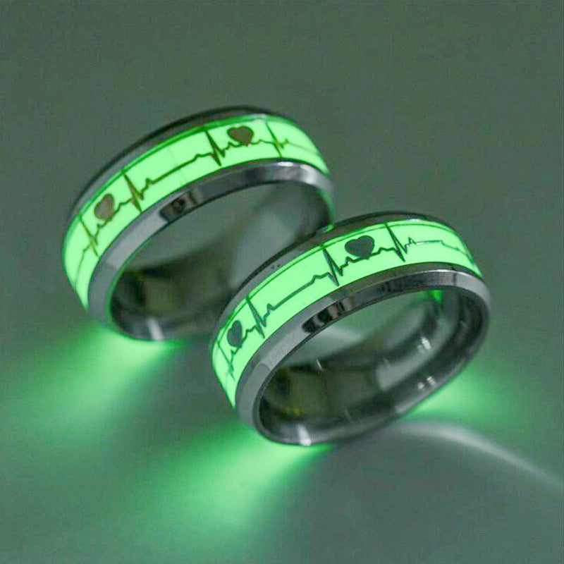 Heart-shaped light-up ring for couples, glows in the dark, jewelry gift for Valentine's Day