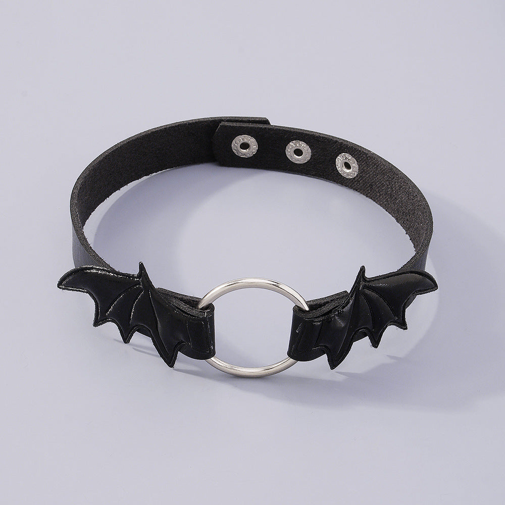 Gothic-Punk-Choker mit Vampirherz und Flügeln
