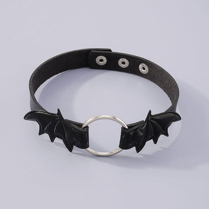 Gothic-Punk-Choker mit Vampirherz und Flügeln