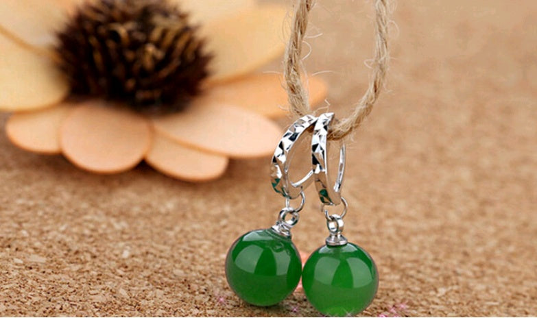 Modische Ohrstecker mit Achat, Schmuck-Ohrringe