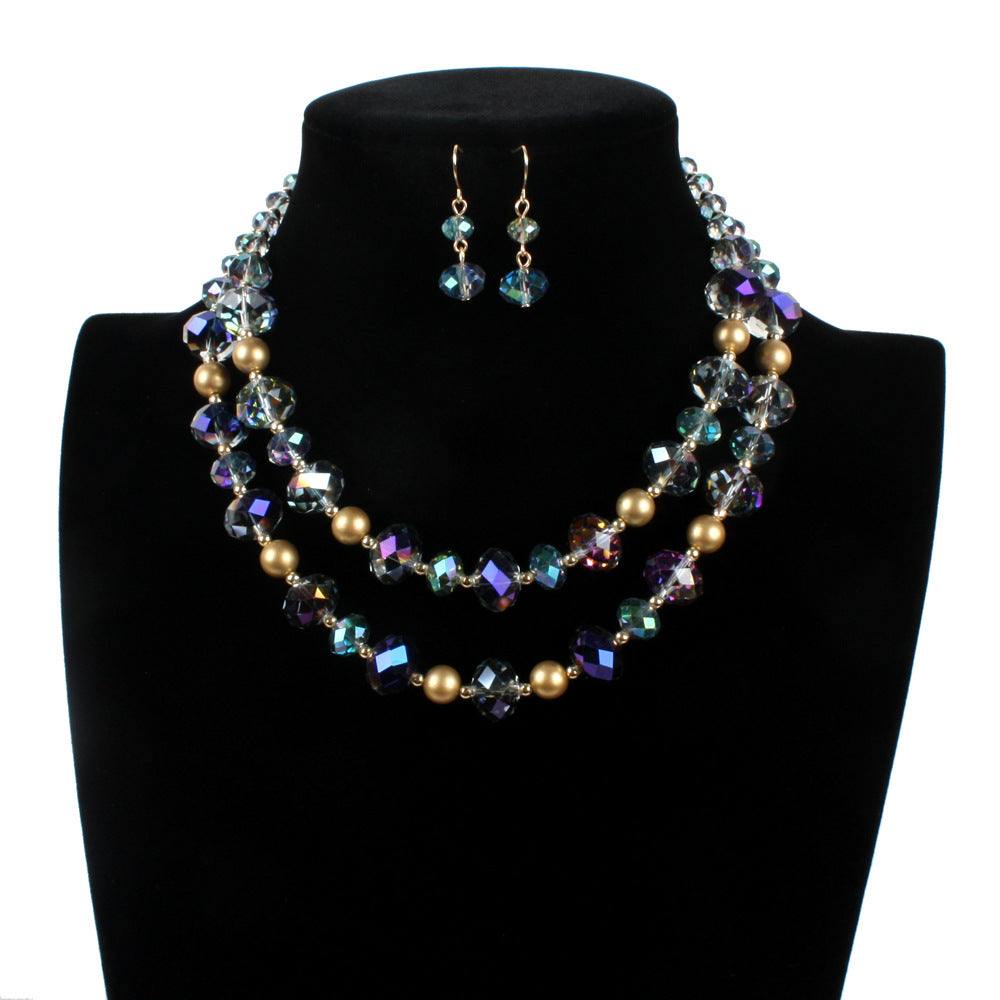 Simple multi-layered crystal necklace in vintage style