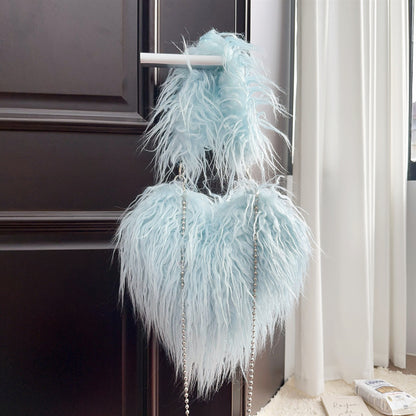 Damenhandtasche aus Wolle mit Kettenriemen