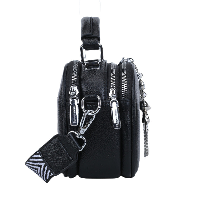 Fashionable, versatile women's shoulder bag with patchwork design, small square bag