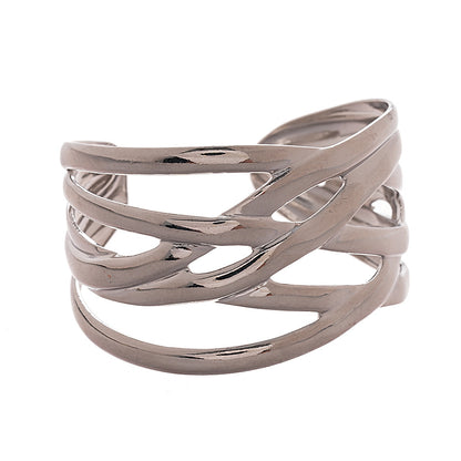 Fashionable multi-layered women's bracelet with a shiny geometric design