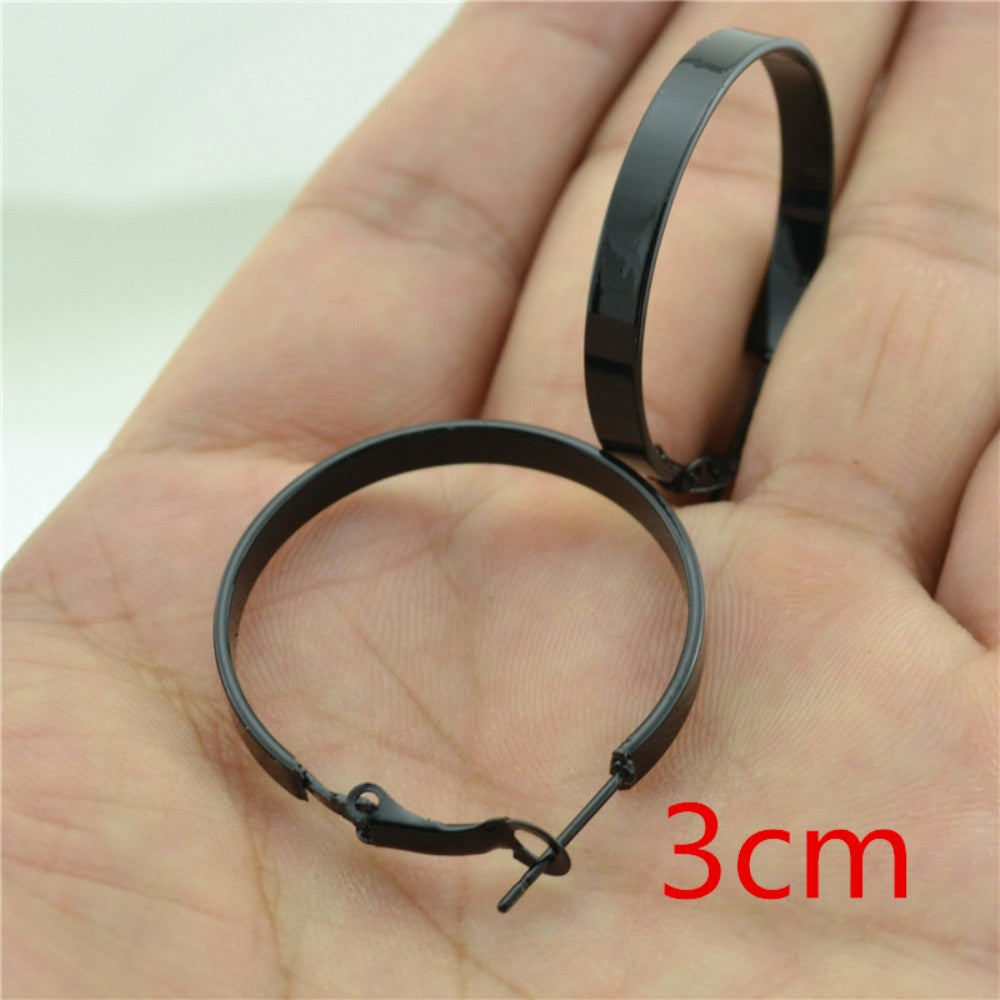 Large women's hoop earrings in European and American style