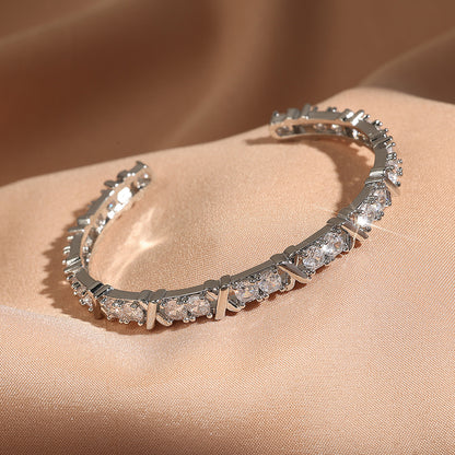 Modisches Armband mit Zirkon-Einlage für Damen und Herren