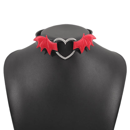 Gothic-Punk-Choker mit Vampirherz und Flügeln