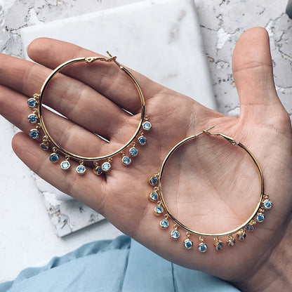 Fashionable large hoop earrings in European and American boho style