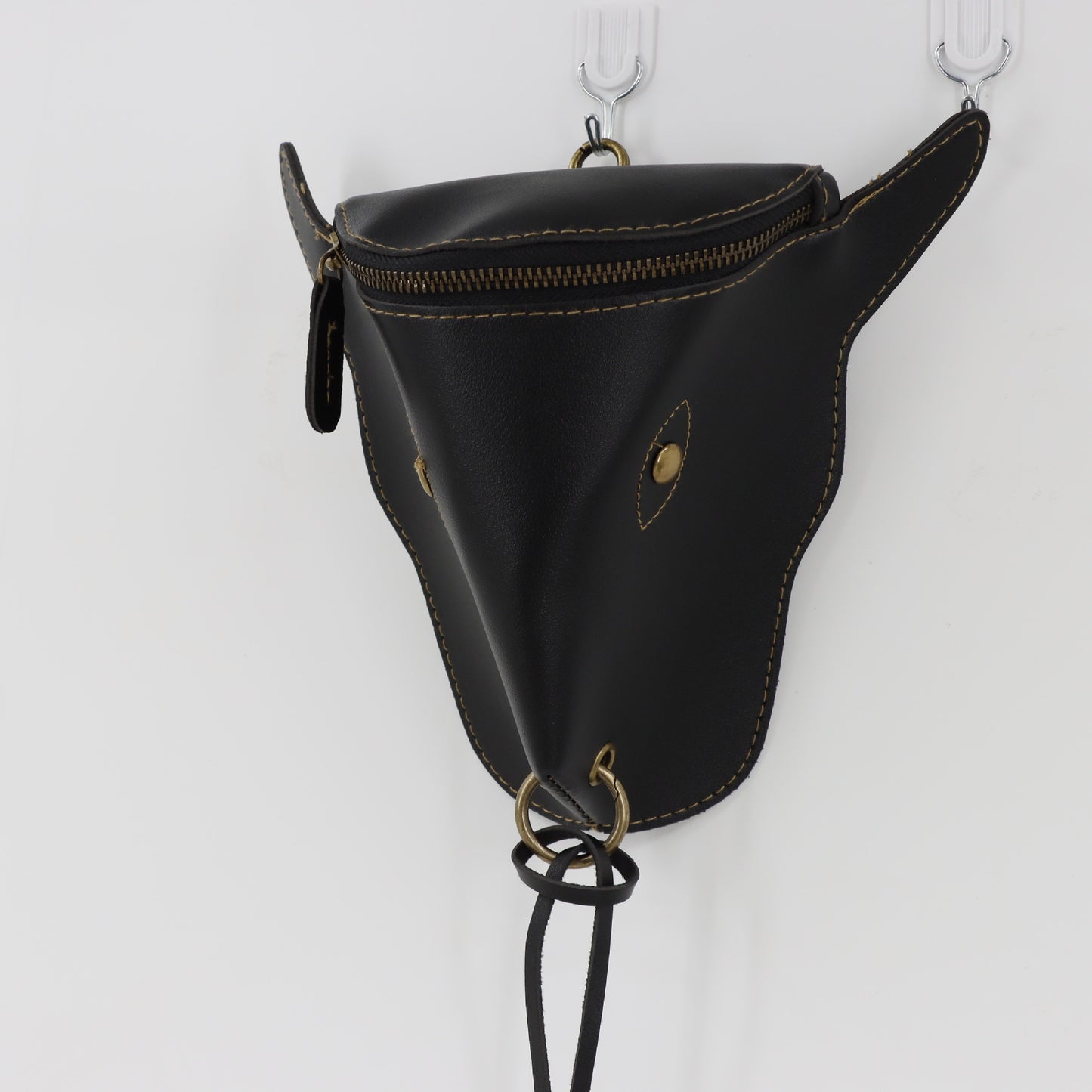 Herren-Gürteltasche mit Ochsenkopf-Design