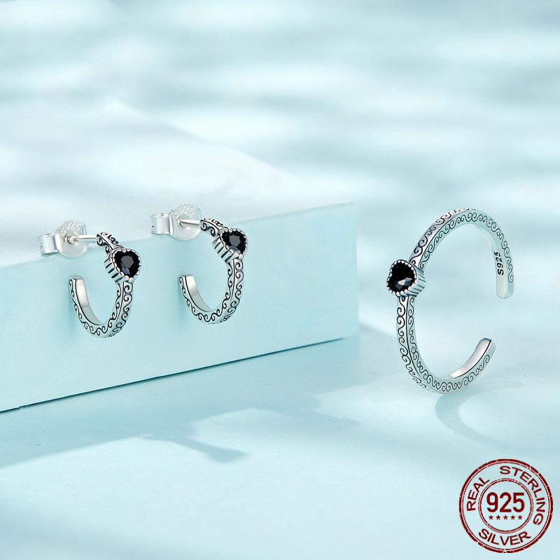 Vintage jewelry set with black zirconia ring and matching earrings